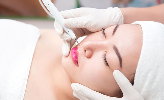 xóa tẩy nốt mụn ruồi